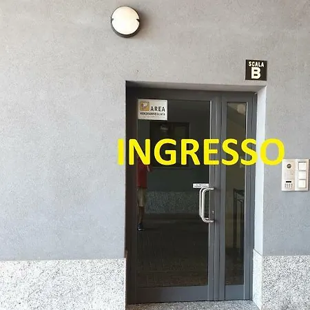 Apartamento Colico 12 *