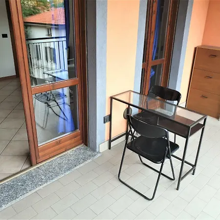 Colico 12 Apartamento Milão